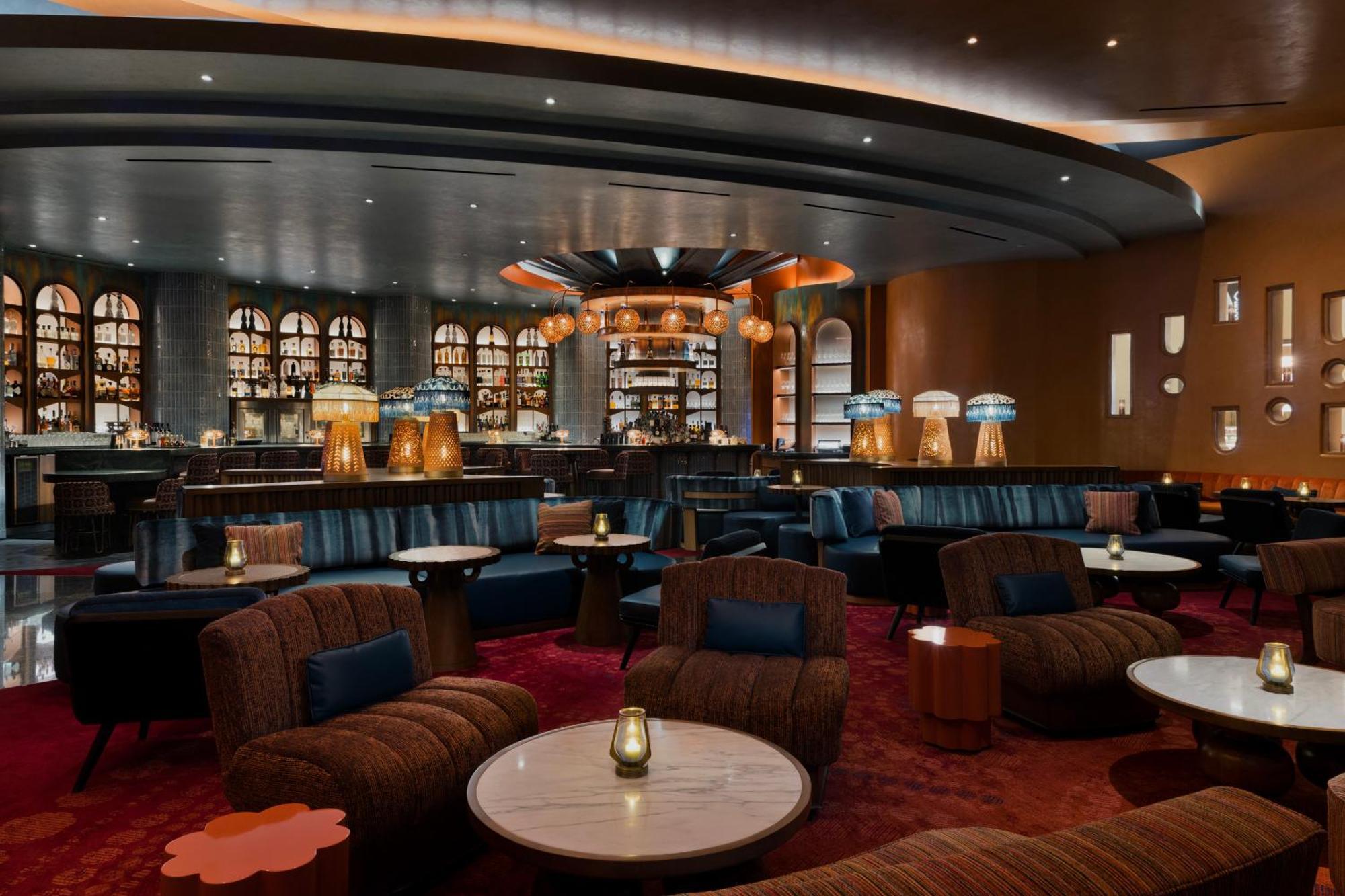 Fontainebleau Las Vegas Kültér fotó The interior of the bar